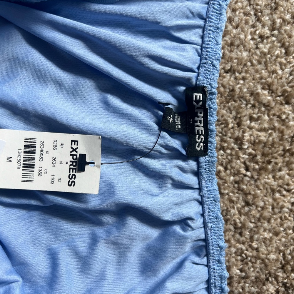 Express top - Picture 2 of 2